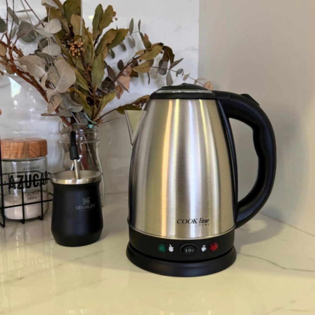 Pava eléctrica para el hogar